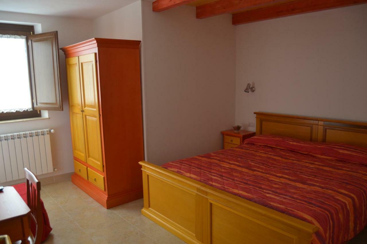 B&B Gennargentu Фони Екстериор снимка